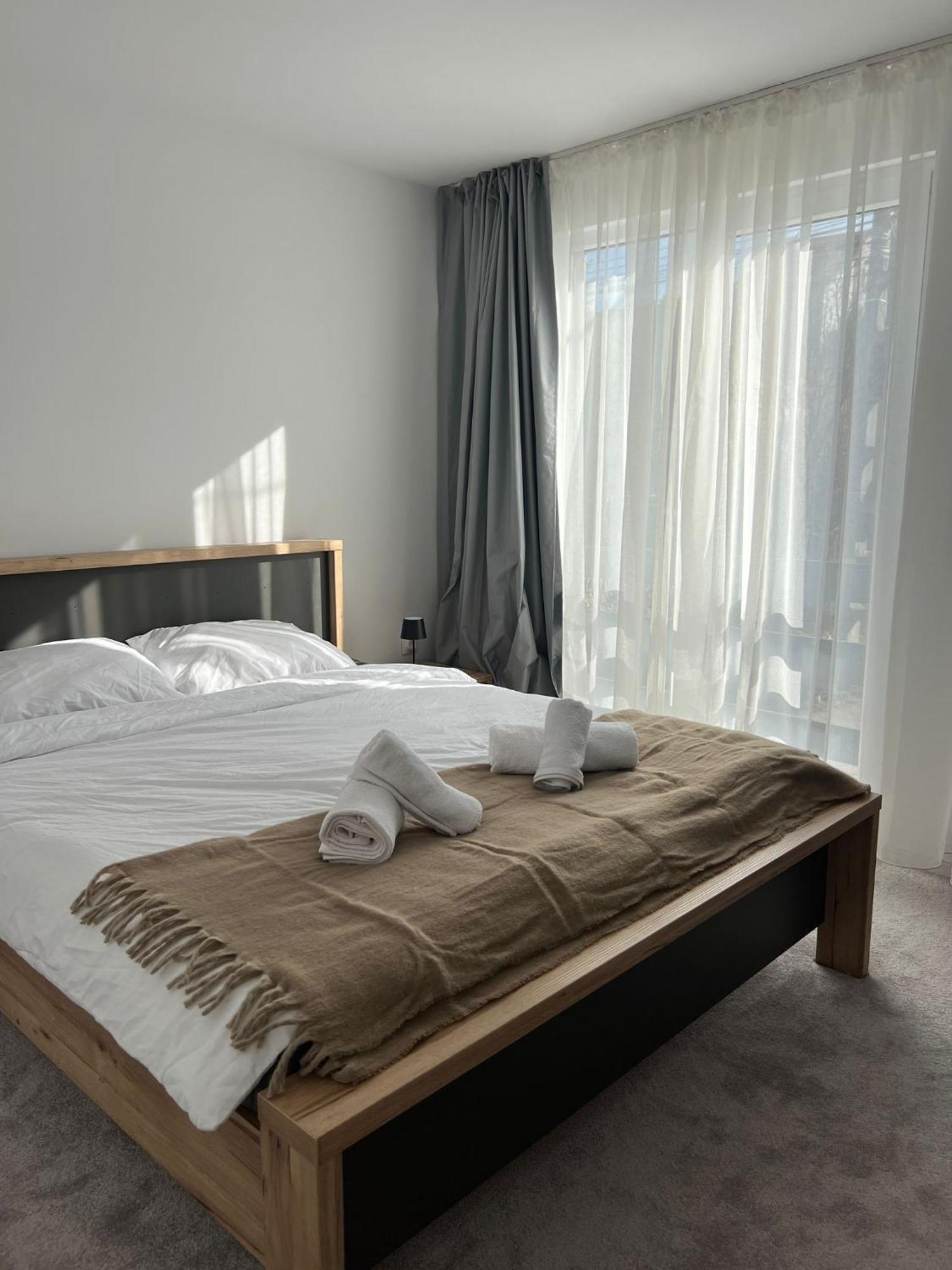 Lala Home Oradea Ngoại thất bức ảnh