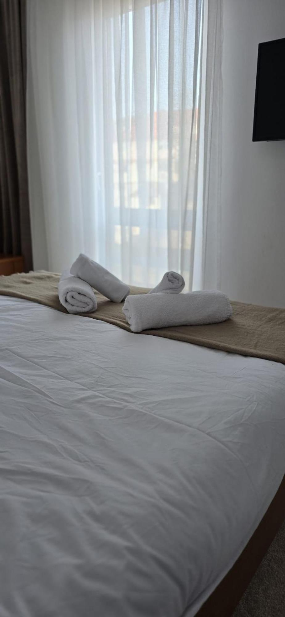 Lala Home Oradea Ngoại thất bức ảnh