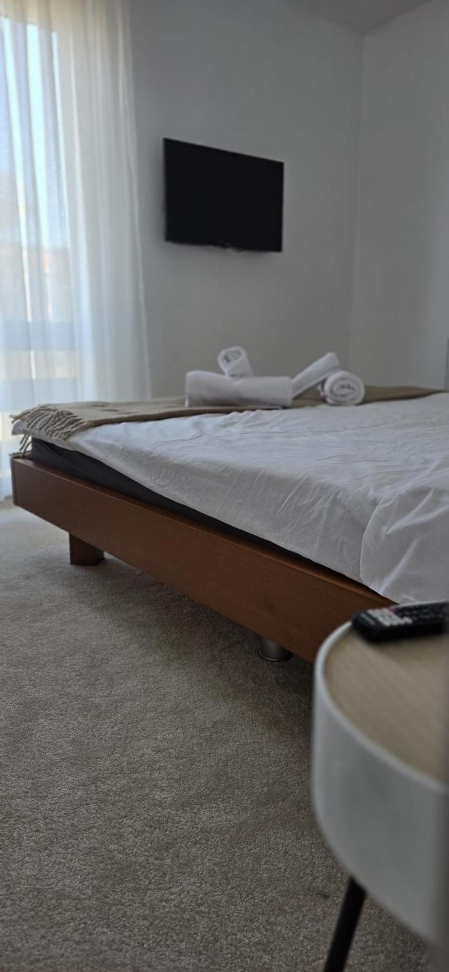 Lala Home Oradea Ngoại thất bức ảnh